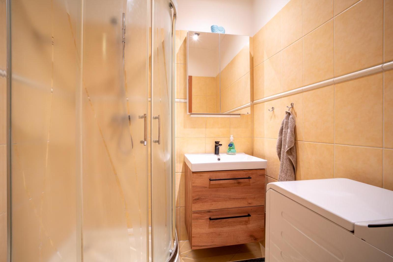 A Cozy Apartment In Bratislava Downtown מראה חיצוני תמונה